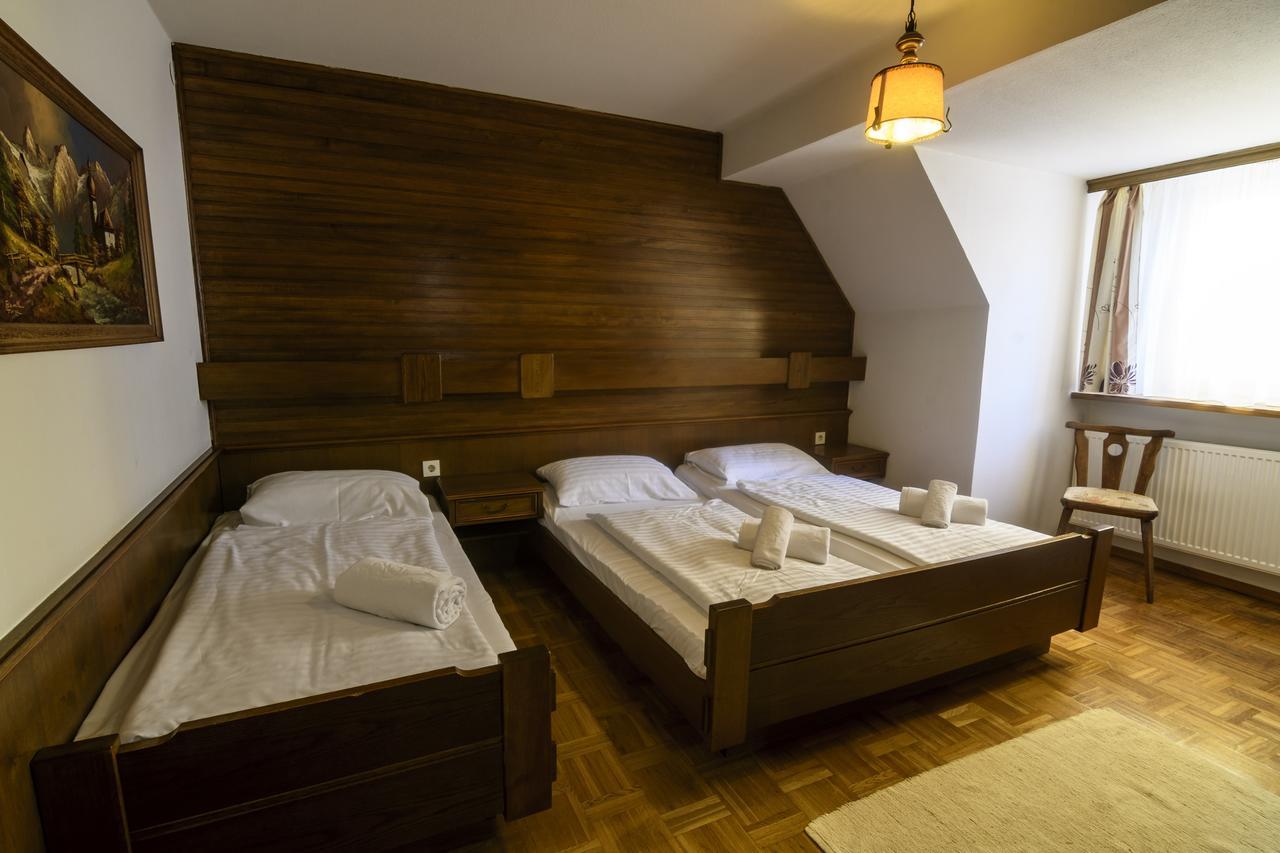 Hotel Gasthof zum Jägerwirt Mariazell Zimmer foto